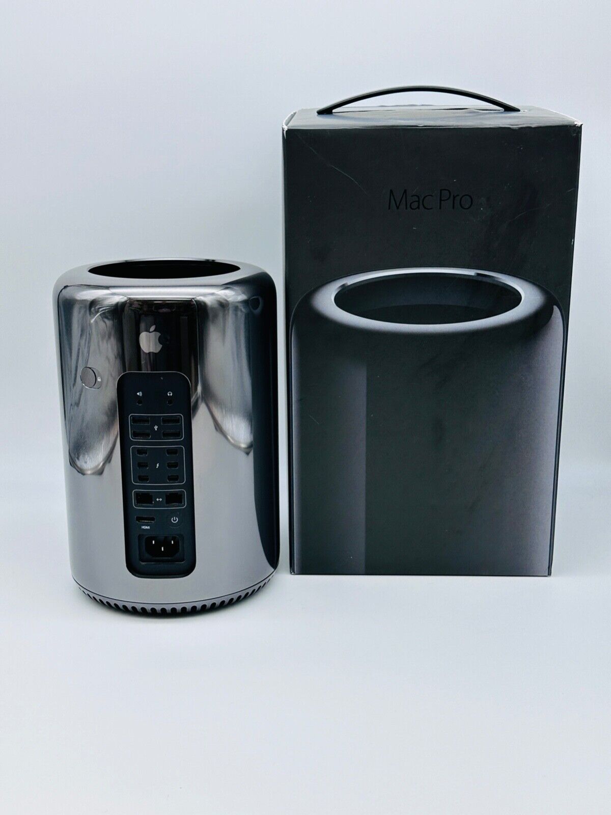 Apple Mac Pro 2013 3.5GHz 6-Core Xeon 32GB Ram 1TB SSD, FirePro D700 X 2 6GB